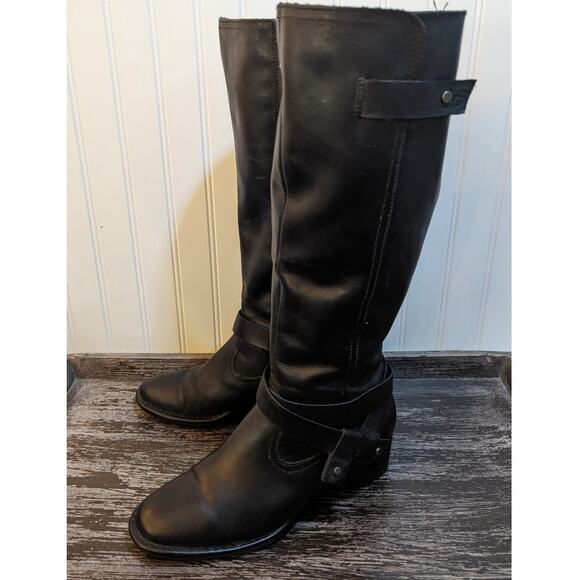 UGG Women's Bandara Tall Black Leather Riding Boot with Zipper Size 8 - Picture 3 of 6